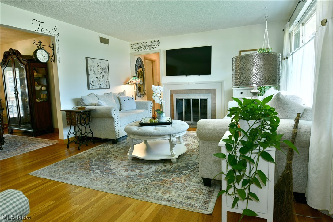 785 Belvedere Avenue NE Warren OH 44483