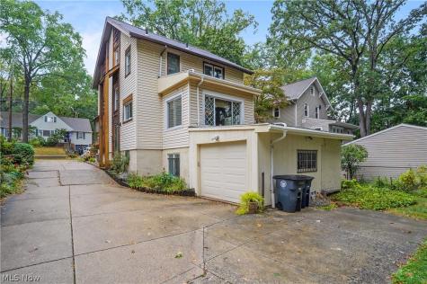 817 Weber Avenue Akron OH 44303