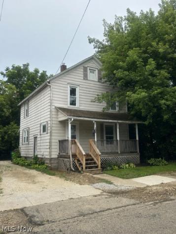 980 Shannon Avenue Barberton OH 44203