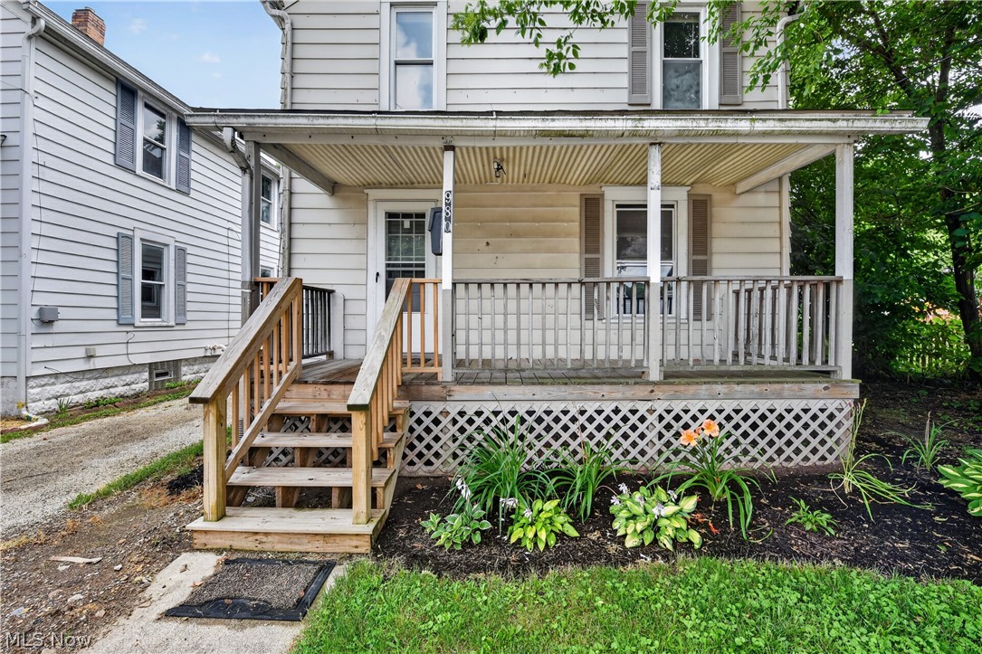 980 Shannon Avenue Barberton OH 44203