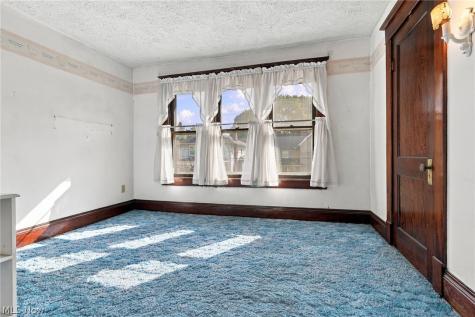304 Commonwealth Avenue NW Massillon OH 44646