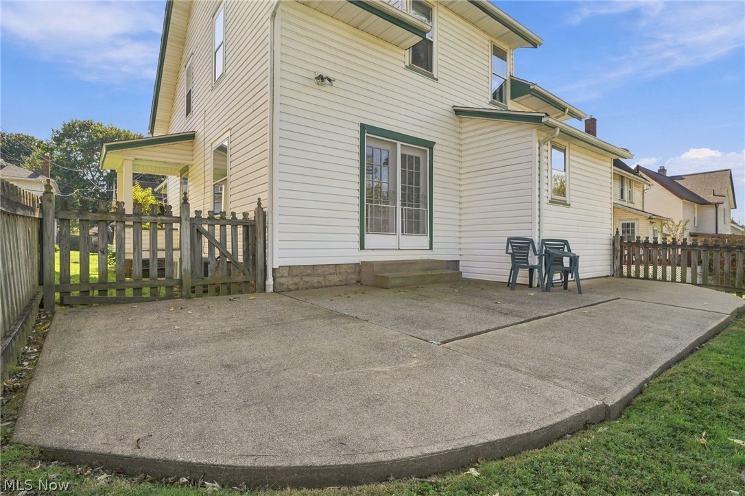 304 Commonwealth Avenue NW Massillon OH 44646