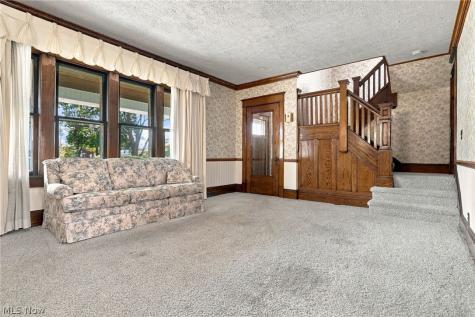 304 Commonwealth Avenue NW Massillon OH 44646