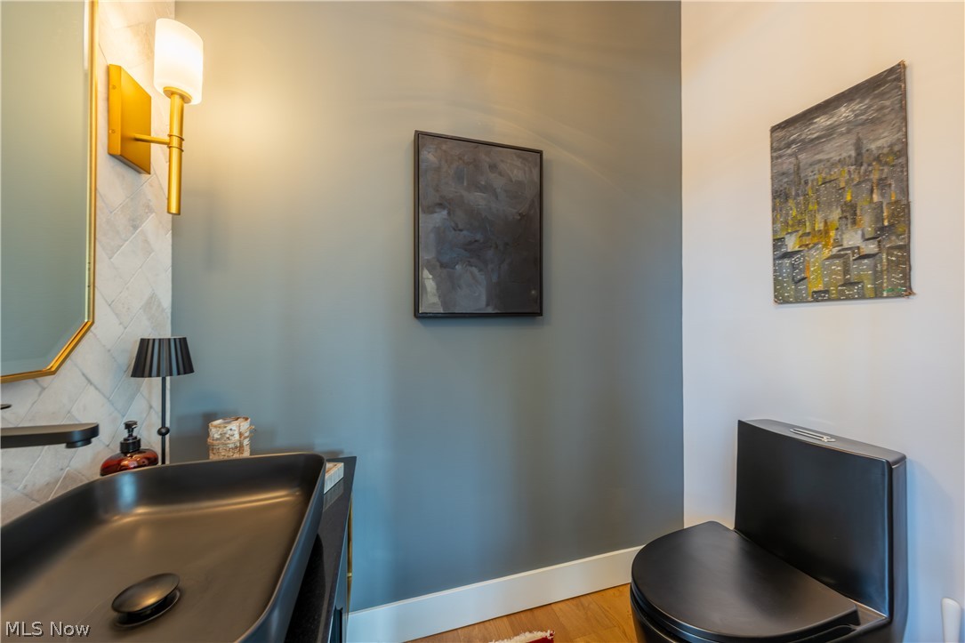 26 Meade Lane Cleveland Heights OH 44106