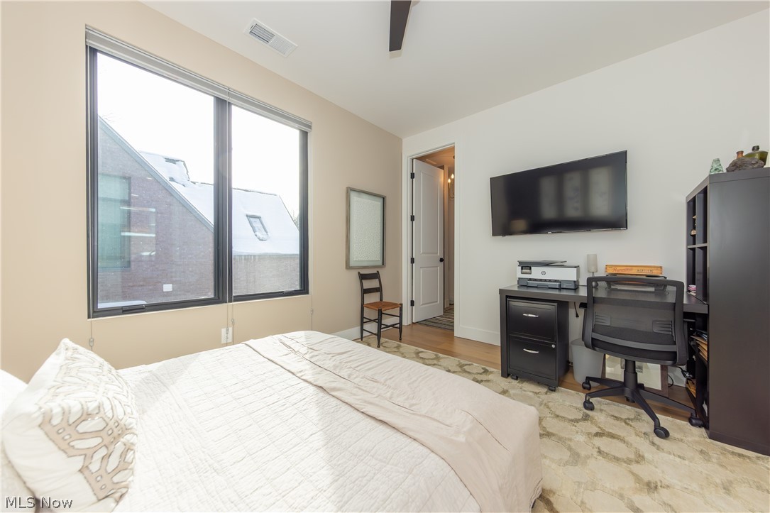26 Meade Lane Cleveland Heights OH 44106