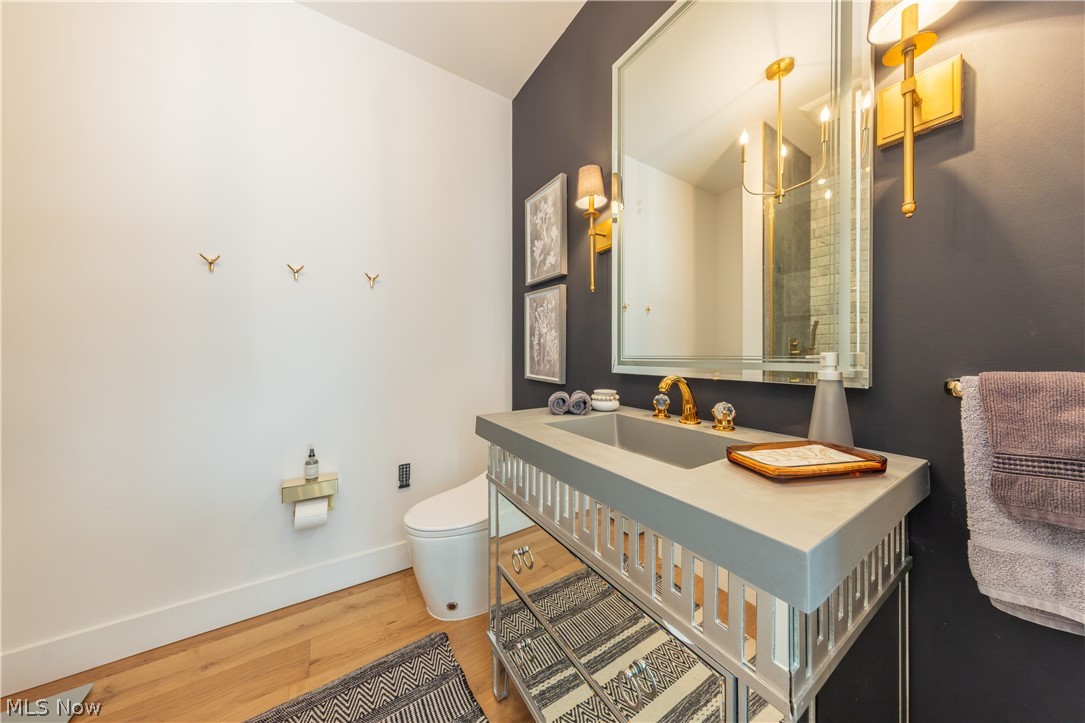 26 Meade Lane Cleveland Heights OH 44106