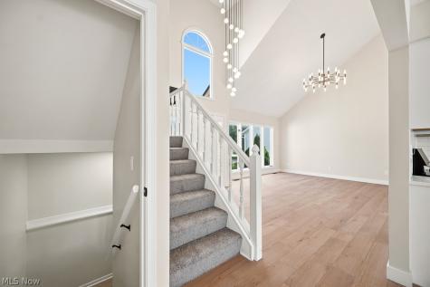 1072 Valley Creek Drive Eastlake OH 44095