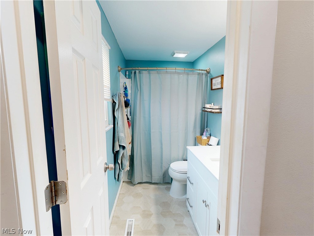 37450 Green Drive Eastlake OH 44095