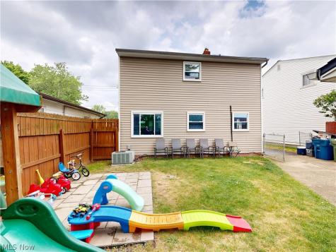 37450 Green Drive Eastlake OH 44095