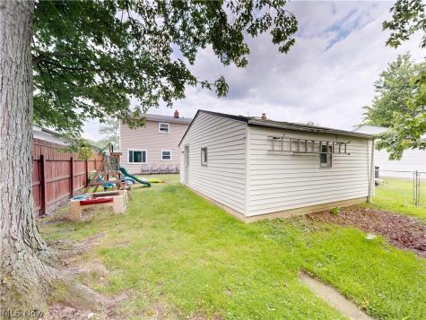 37450 Green Drive Eastlake OH 44095