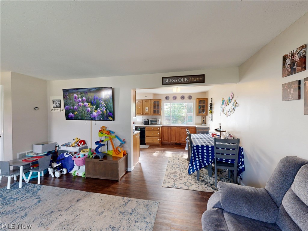 37450 Green Drive Eastlake OH 44095