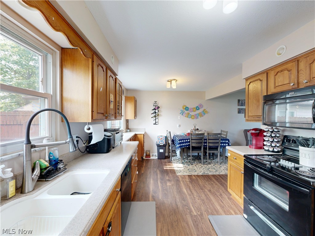 37450 Green Drive Eastlake OH 44095
