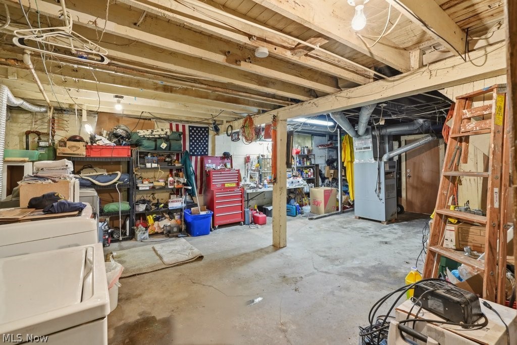 417 Raasch Avenue Akron OH 44307