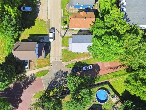417 Raasch Avenue Akron OH 44307