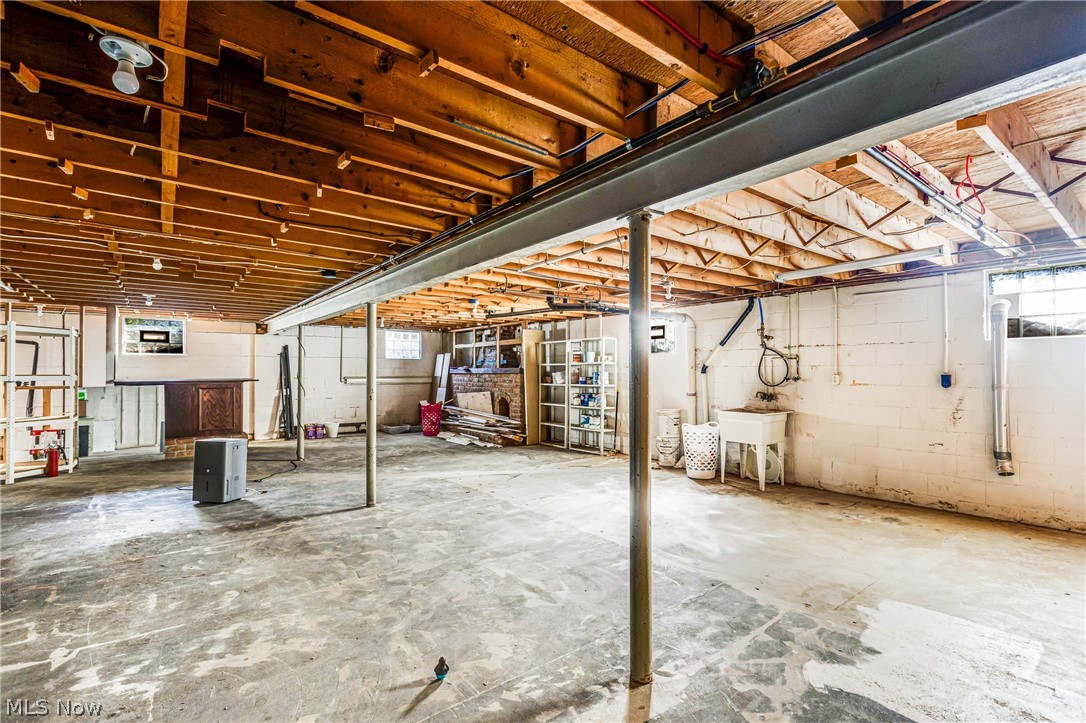 125 Bittersweet Drive Columbiana OH 44408