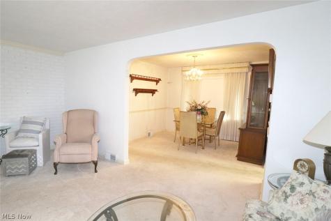 742 Jeanette Avenue Steubenville OH 43952