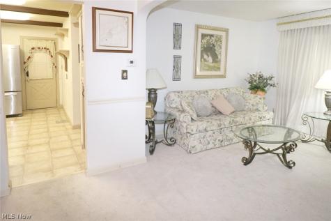 742 Jeanette Avenue Steubenville OH 43952