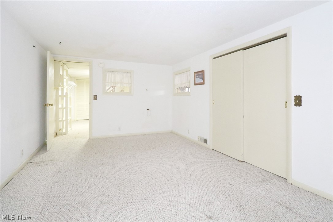 742 Jeanette Avenue Steubenville OH 43952