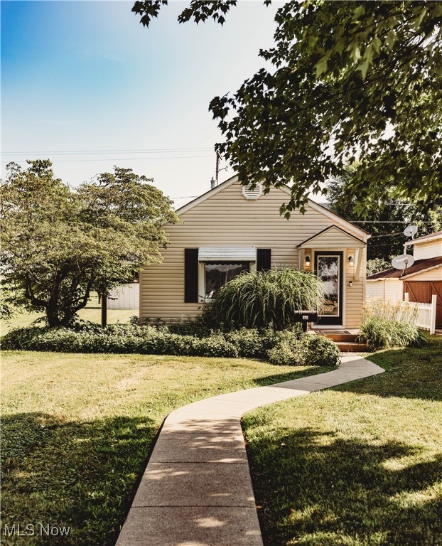 204 W Union Avenue West Lafayette OH 43845