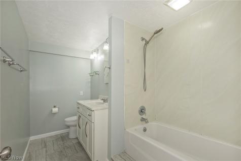 8708 State Route 14 Streetsboro OH 44241