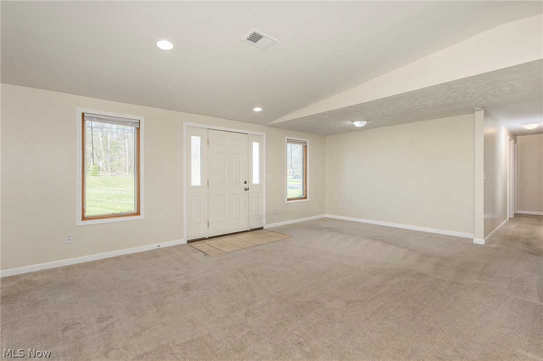 8708 State Route 14 Streetsboro OH 44241