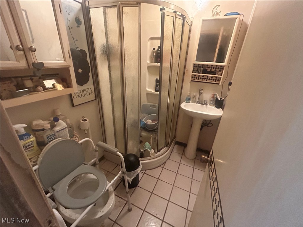 1096 Stevens Boulevard Eastlake OH 44095