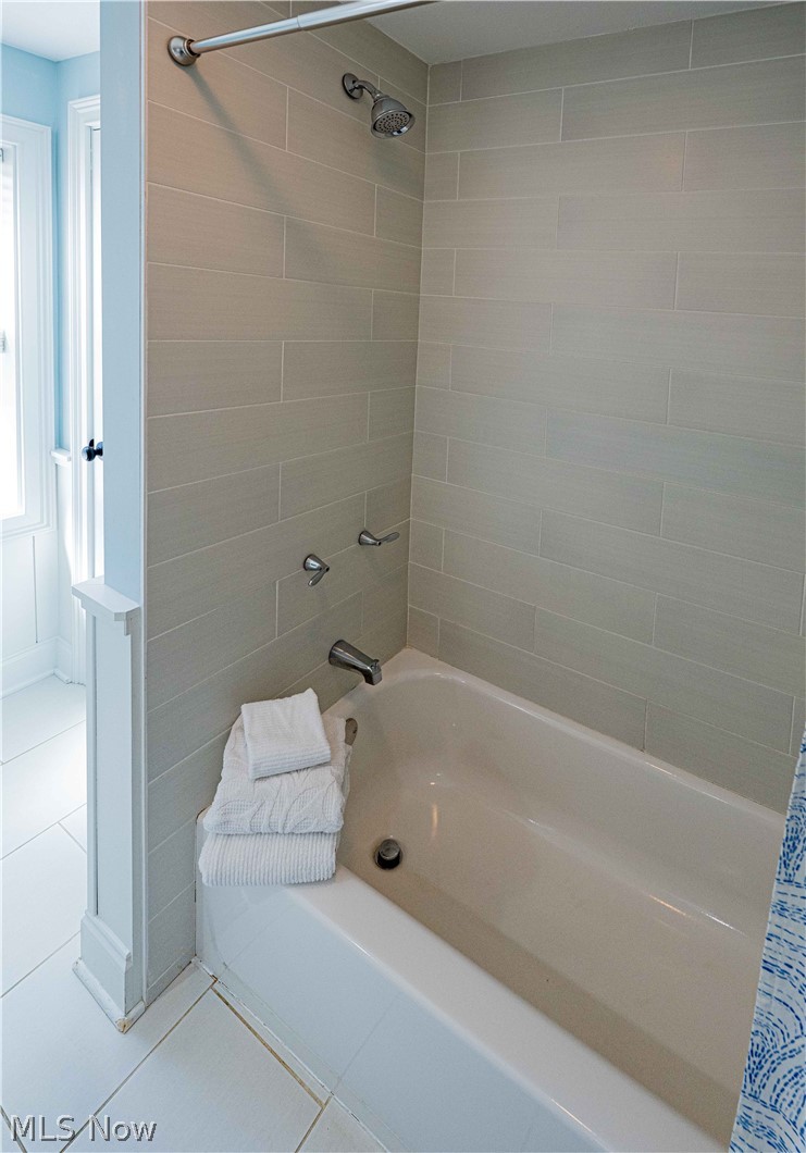 321 Harbor Lane Kelleys Island OH 43438