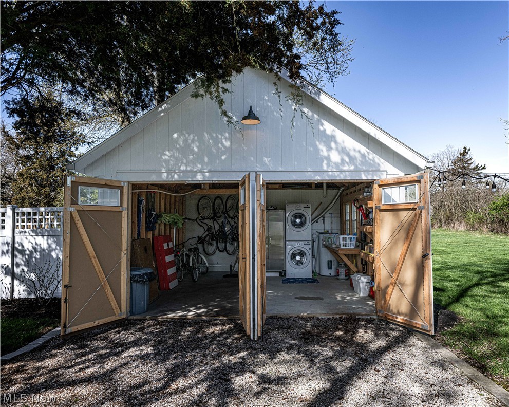321 Harbor Lane Kelleys Island OH 43438