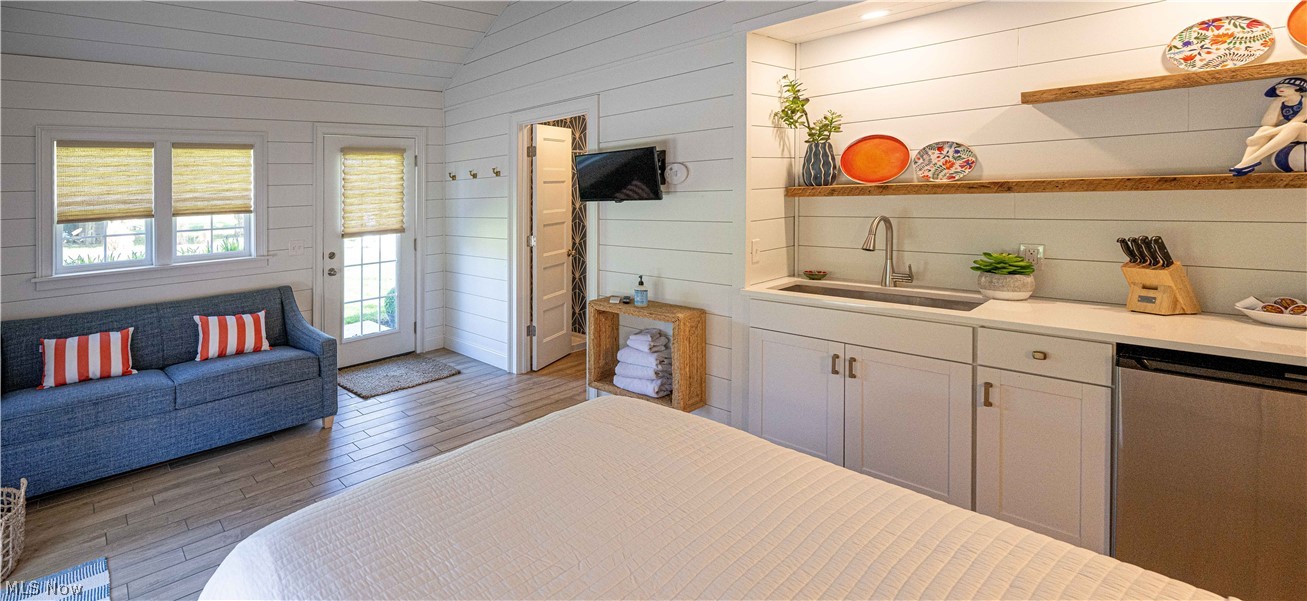 321 Harbor Lane Kelleys Island OH 43438