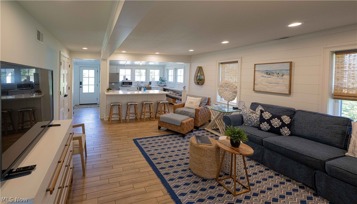 321 Harbor Lane Kelleys Island OH 43438