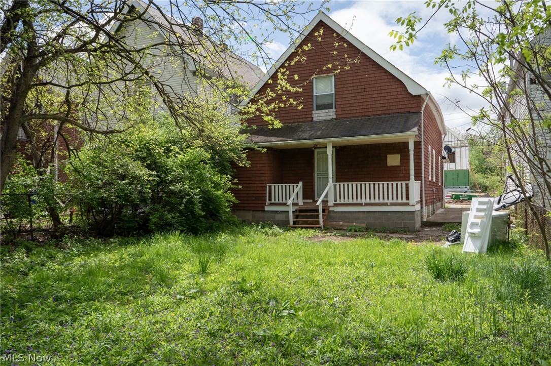 10209 Elwell Avenue Cleveland OH 44104