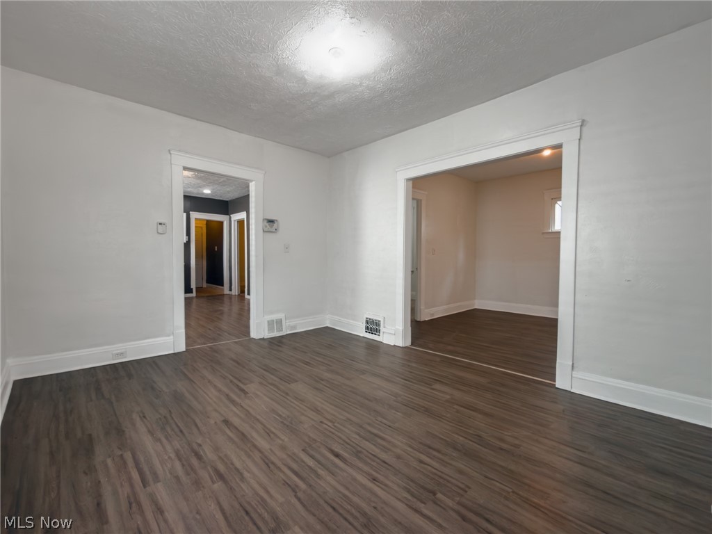 10209 Elwell Avenue Cleveland OH 44104