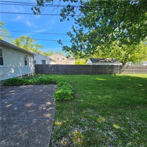 665 Cherokee Trail Willoughby OH 44094