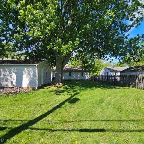 665 Cherokee Trail Willoughby OH 44094