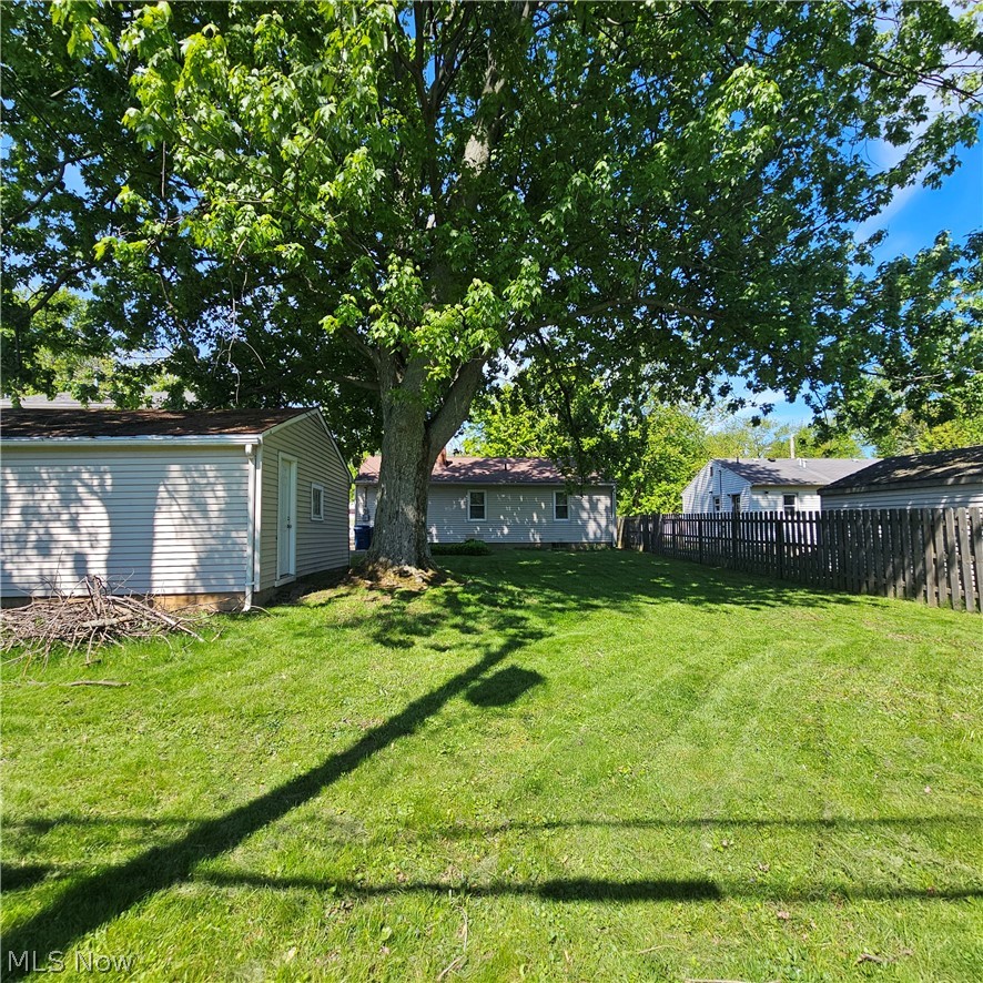 665 Cherokee Trail Willoughby OH 44094