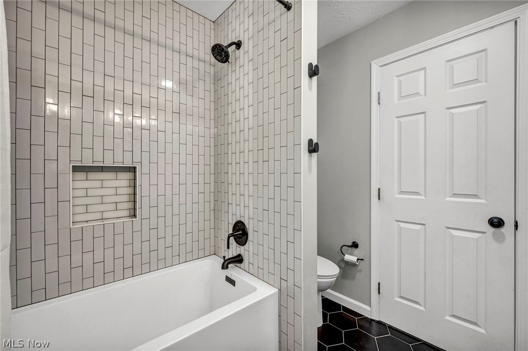 6725 N Palmerston Drive Mentor OH 44060