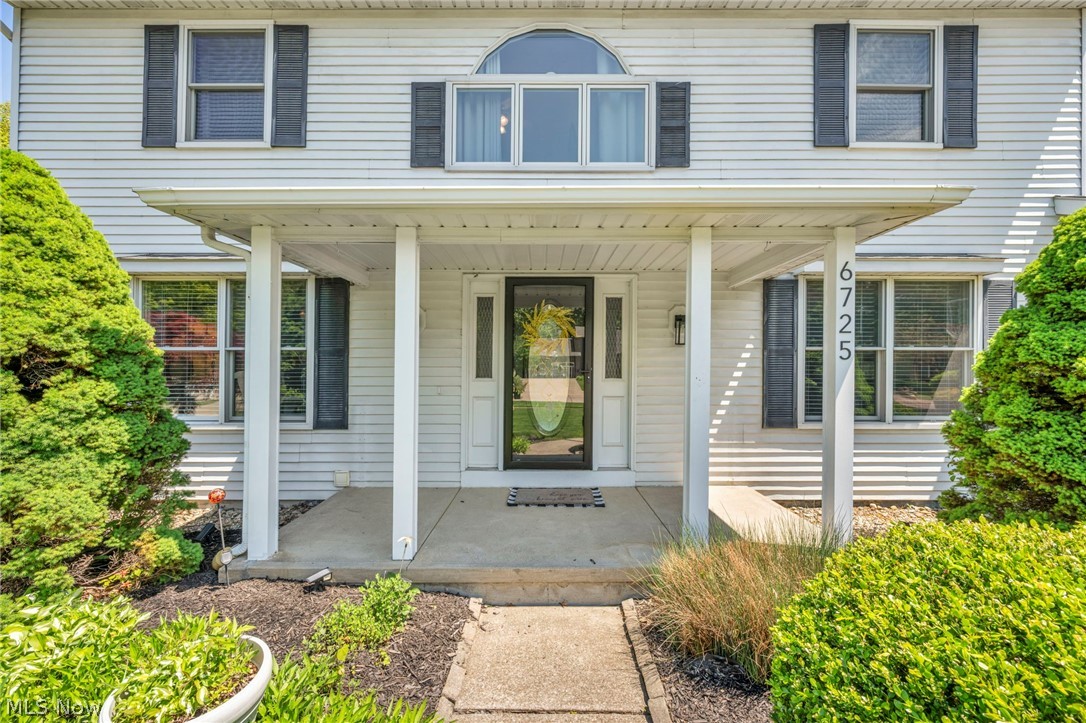 6725 N Palmerston Drive Mentor OH 44060