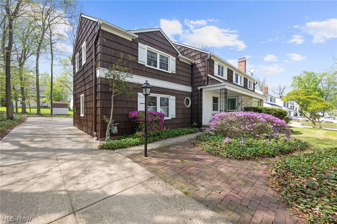 1132 Brainard Road Lyndhurst OH 44124