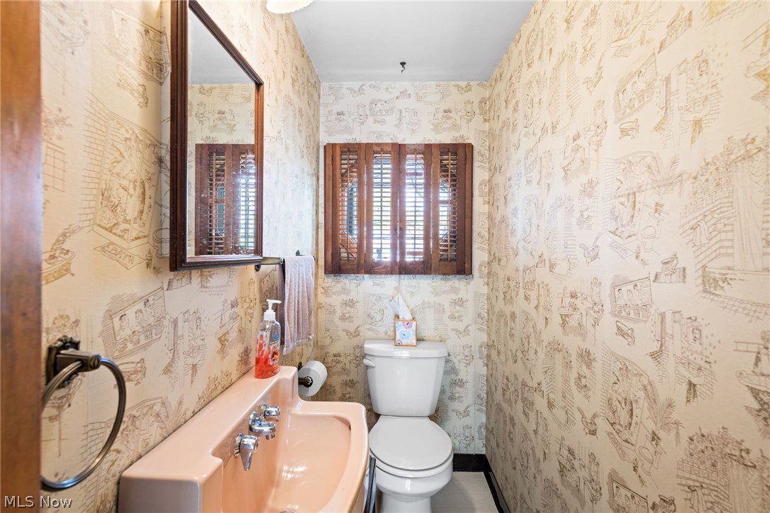 1132 Brainard Road Lyndhurst OH 44124