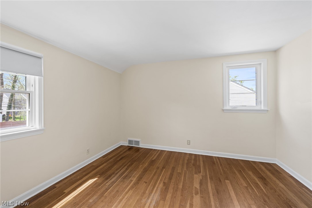 1132 Brainard Road Lyndhurst OH 44124