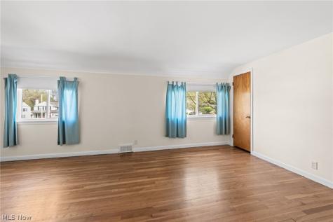 1132 Brainard Road Lyndhurst OH 44124