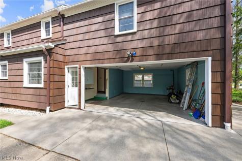 1132 Brainard Road Lyndhurst OH 44124