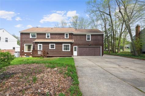 1132 Brainard Road Lyndhurst OH 44124