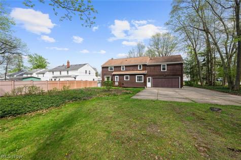 1132 Brainard Road Lyndhurst OH 44124