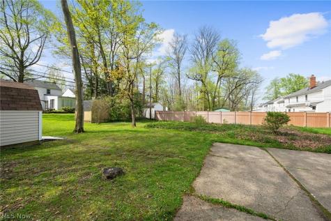 1132 Brainard Road Lyndhurst OH 44124