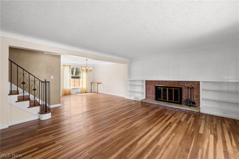 1132 Brainard Road Lyndhurst OH 44124