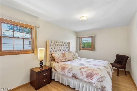 7329 Beresford Avenue Parma OH 44130