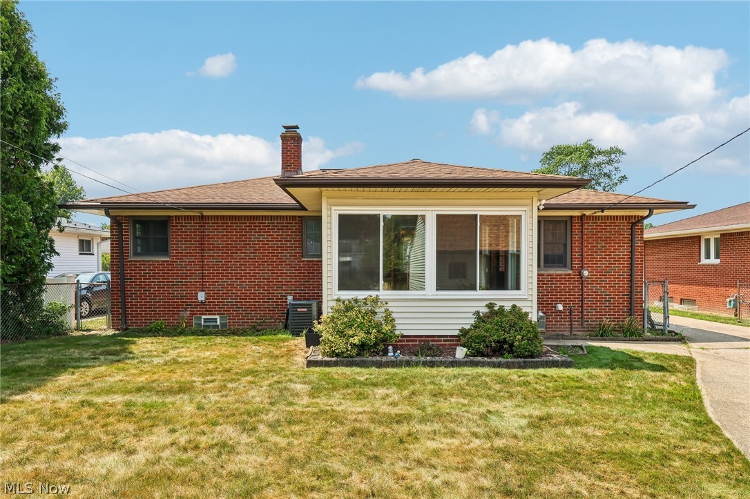 7329 Beresford Avenue Parma OH 44130