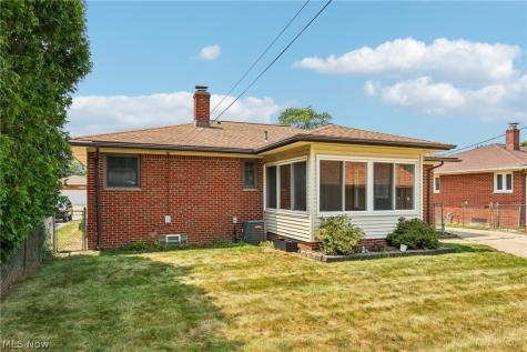 7329 Beresford Avenue Parma OH 44130