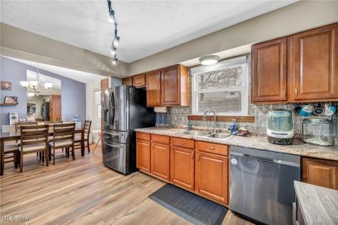 4776 Aspen Oval Brunswick OH 44212